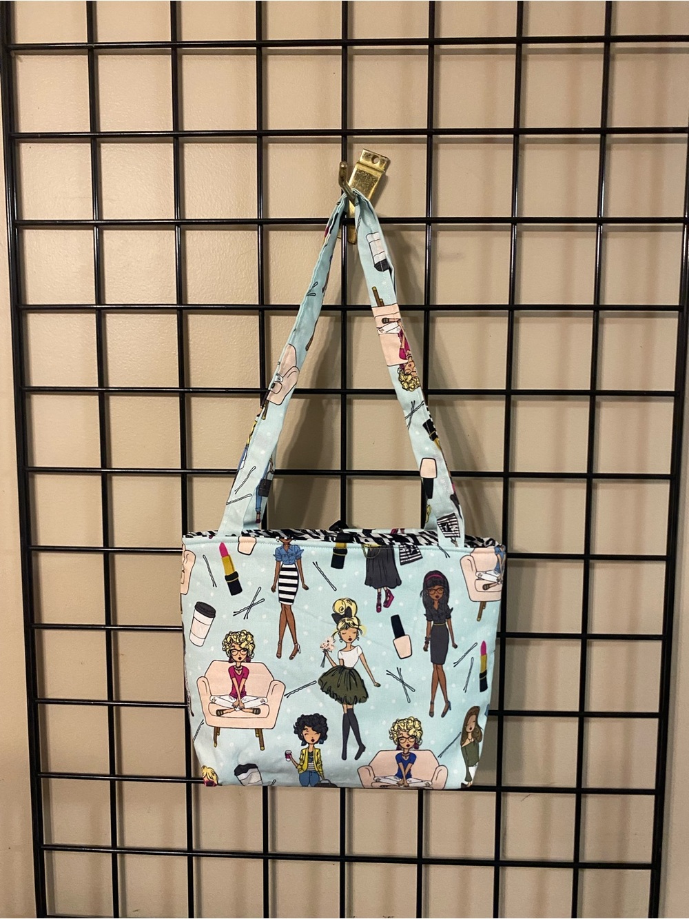 Fashion-Illustration Light Blue Shoulder Bag